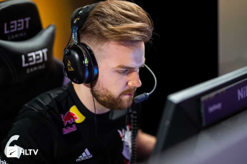 IEM科隆揭幕首日：Gambit线下依旧强势