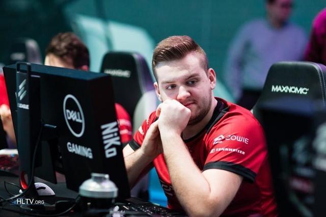 TES赛后群访 Meiko ：第一把后看到了Ale，就问他怎么玩的那么好